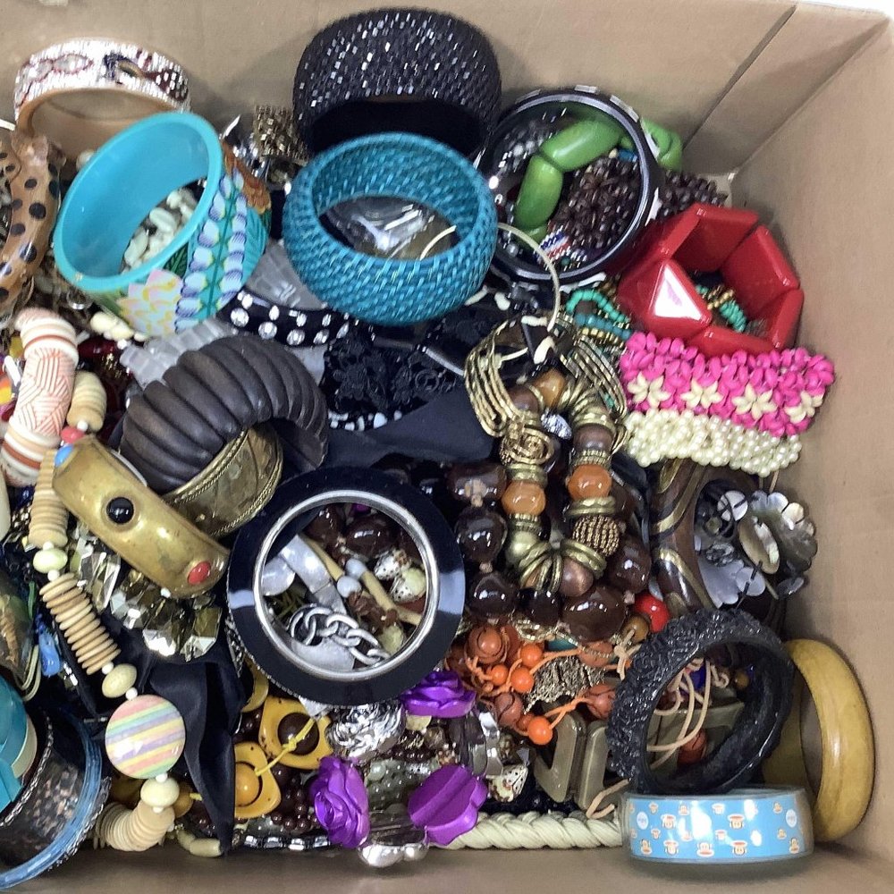 💎5 POUNDS VINTAGE TO NOW COSTUME JEWELRY LOT! 💎